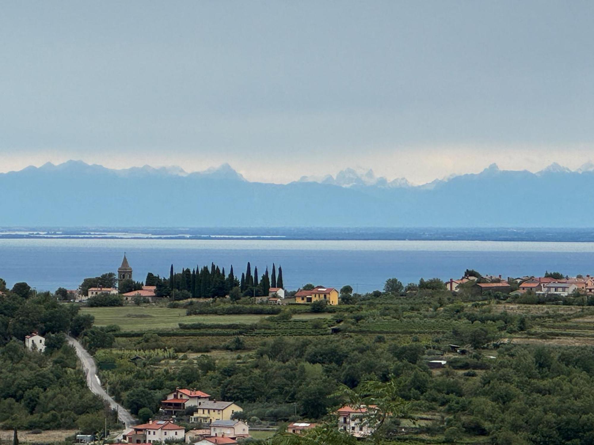 Glamping Green Istria Tiny Houses Truške 外观 照片